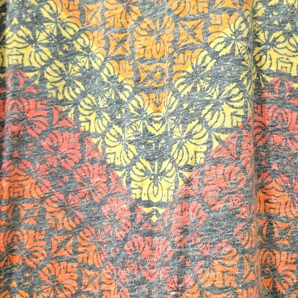Women's XL LulaRoe Randy Top - Picture 2 of 2